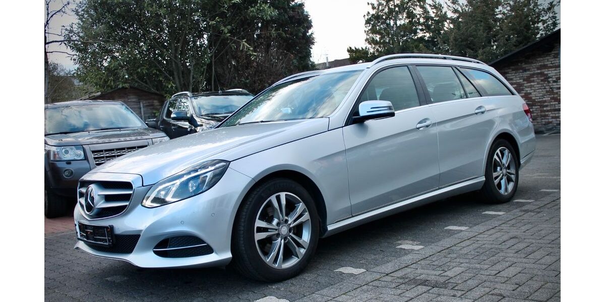Mercedes-Benz E 220 128.000 km 15.900 &euro; Köln 51145