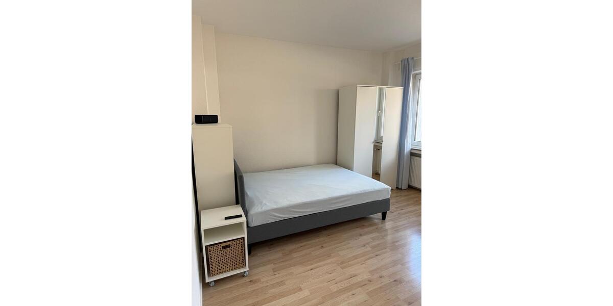 Erdgeschoßwohnung Leverkusen Bürrig - 1 Zimmer, 38 m&sup2;, 680&euro; | Angebot:26620007