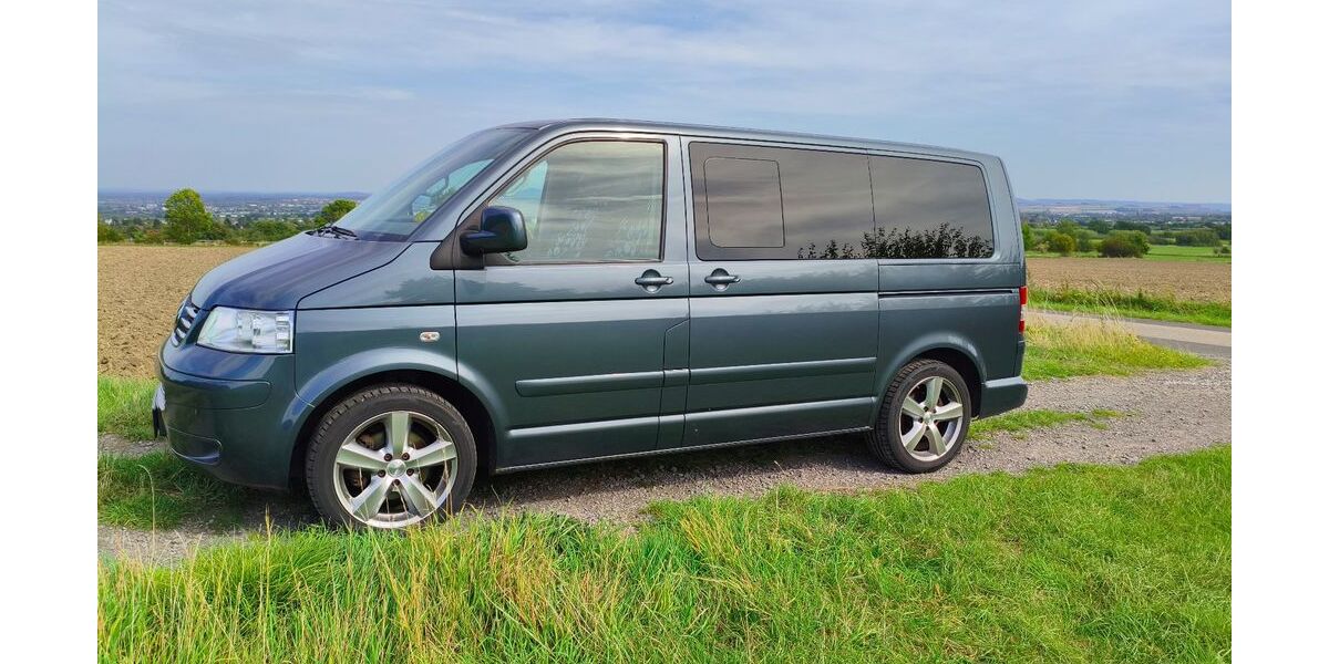 VW T5 Multivan 235.000 km 15.500 &euro; Meckenheim 53340