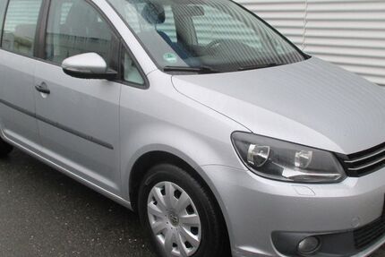 VW Touran 327.000 km 4.888 &euro; Köln 50933