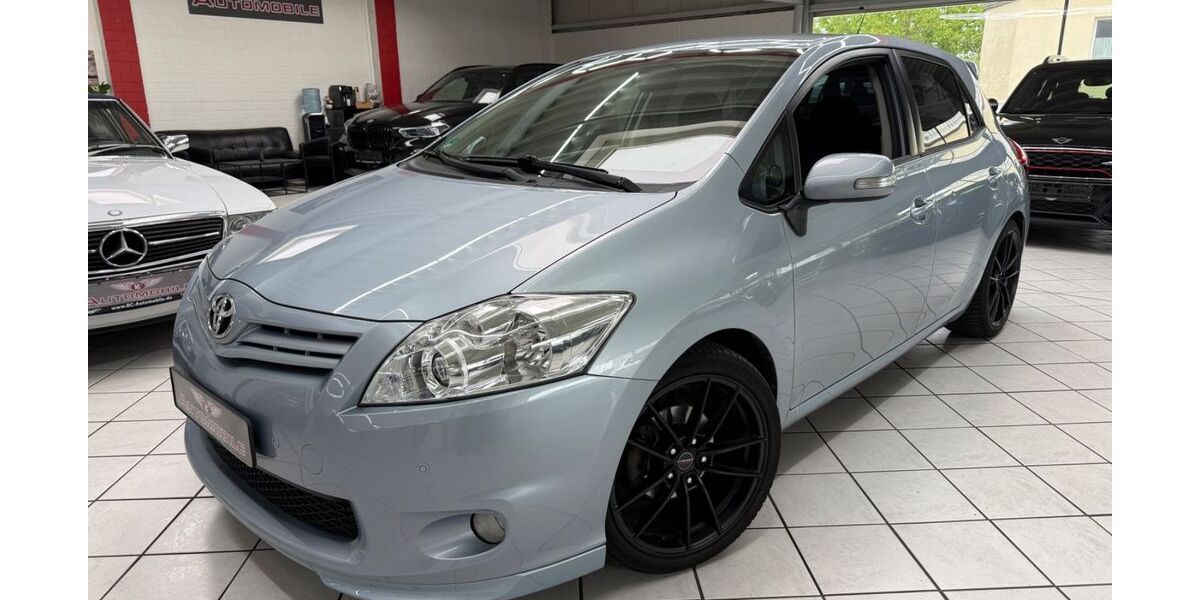 Toyota Auris 130.000 km 6.990 &euro; Leverkusen 51371
