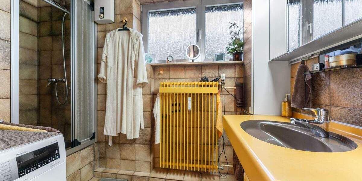 Etagenwohnung Erftstadt Liblar - 3 Zimmer, 80 m&sup2;, 228.000&euro; | Angebot:25685039