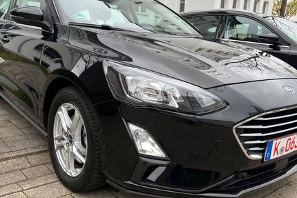 Ford Focus 35.350 km 15.900 &euro; Köln 50829