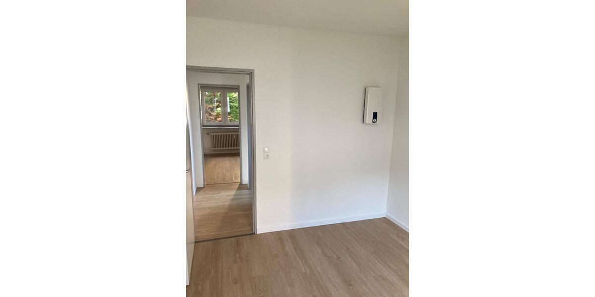 Erdgeschoßwohnung Düren Mariaweiler-Hoven - 3 Zimmer, 61 m&sup2;, 135.000&euro; | Angebot:25931612