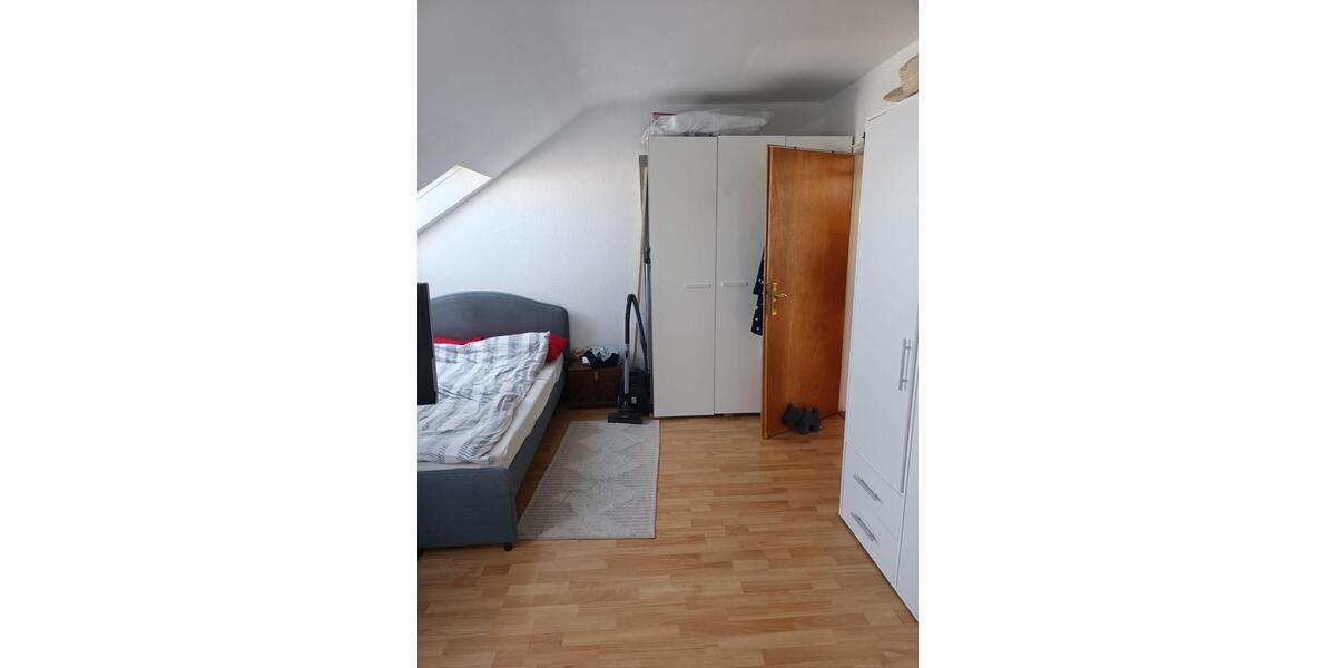 Dachgeschoßwohnung Kerpen Balkhausen - 3 Zimmer, 65 m&sup2;, 850&euro; | Angebot:26518377