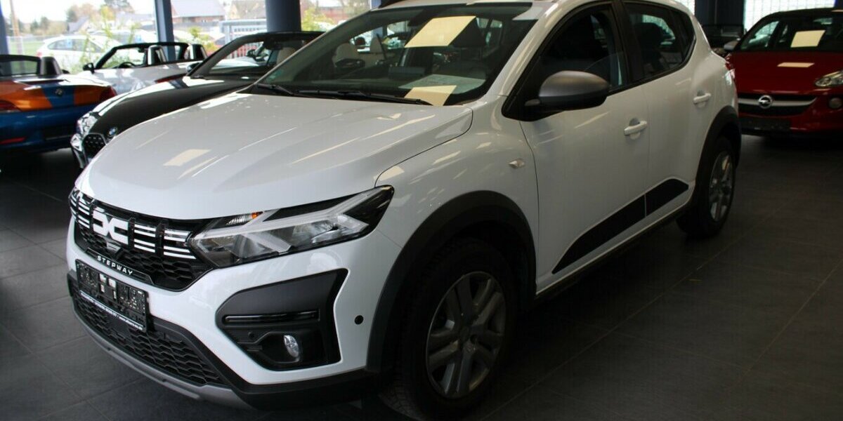 Dacia Sandero Stepway TCe 90 CVT Expression 54.314 km 13.980 &euro; Euskirchen 53881