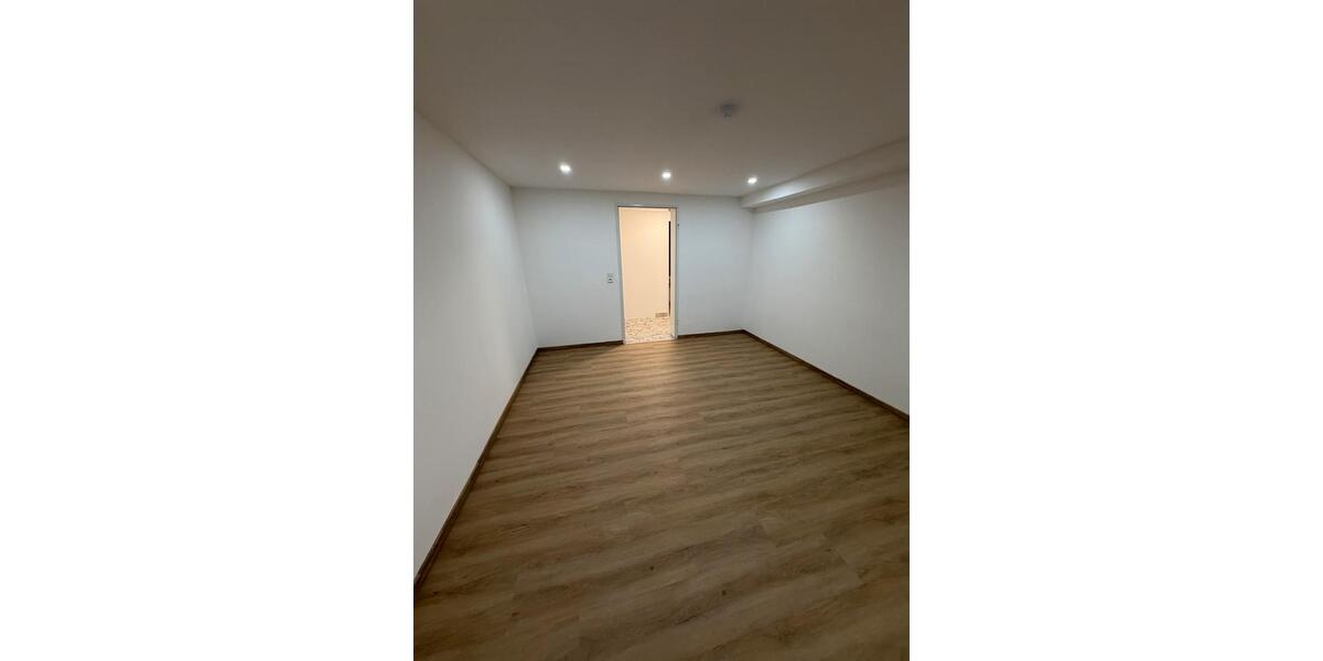 Etagenwohnung Bergheim Ahe - 3 Zimmer, 85 m&sup2;, 1.100&euro; | Angebot:25145450
