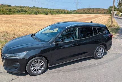Ford Focus 59.500 km 17.500 &euro; Troisdorf 53844