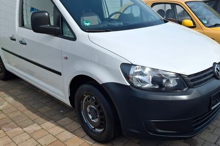 VW Caddy 83.614 km 8.295 &euro; Köln 51107