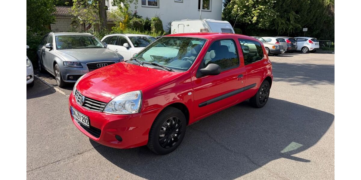 Renault Clio 161.300 km 590 &euro; Bonn 53129
