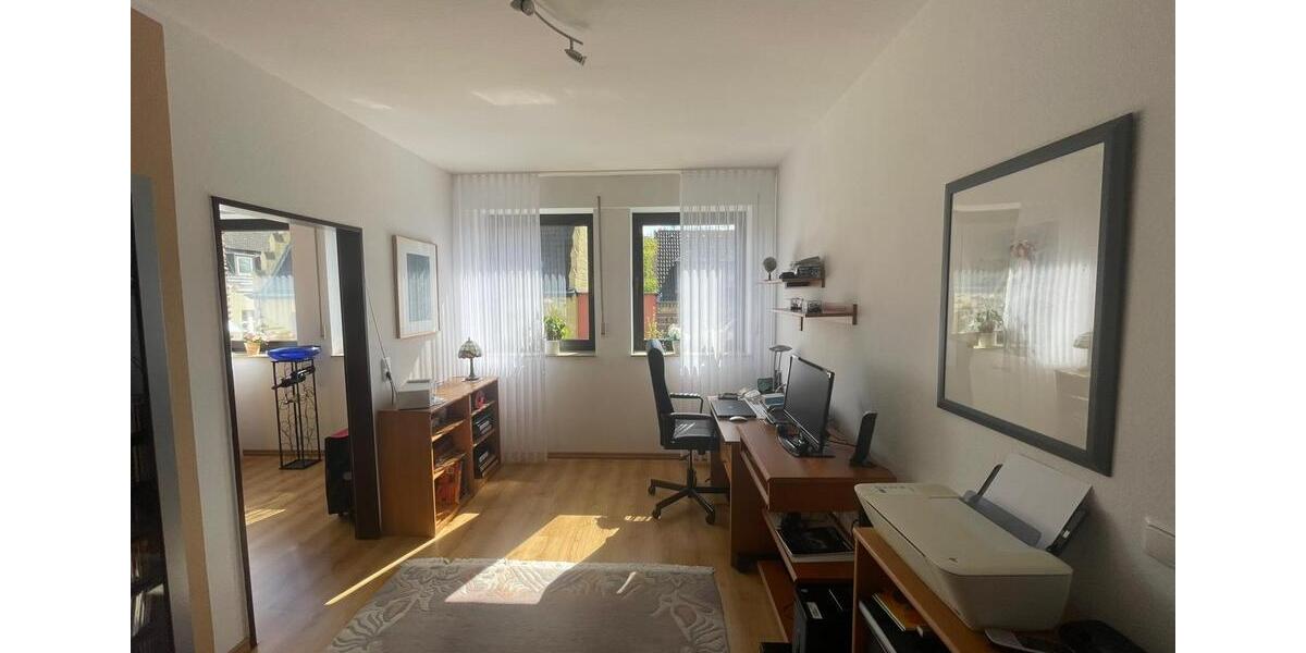 Etagenwohnung Bergheim - 3 Zimmer, 125 m&sup2;, 1.100&euro; | Angebot:26042762