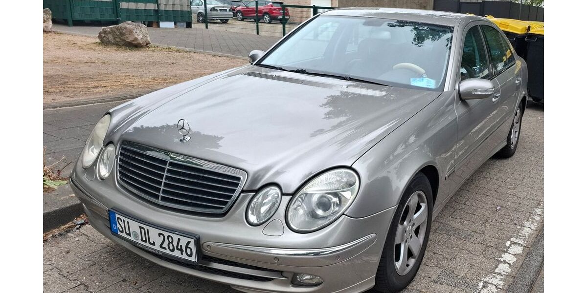 Mercedes-Benz E 320 210.000 km 5.499 &euro; Sankt Augustin 53757