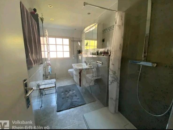 Einfamilienhaus Köln Rodenkirchen - 5 Zimmer, 129 m&sup2;, 416.000&euro; | Angebot:27111090