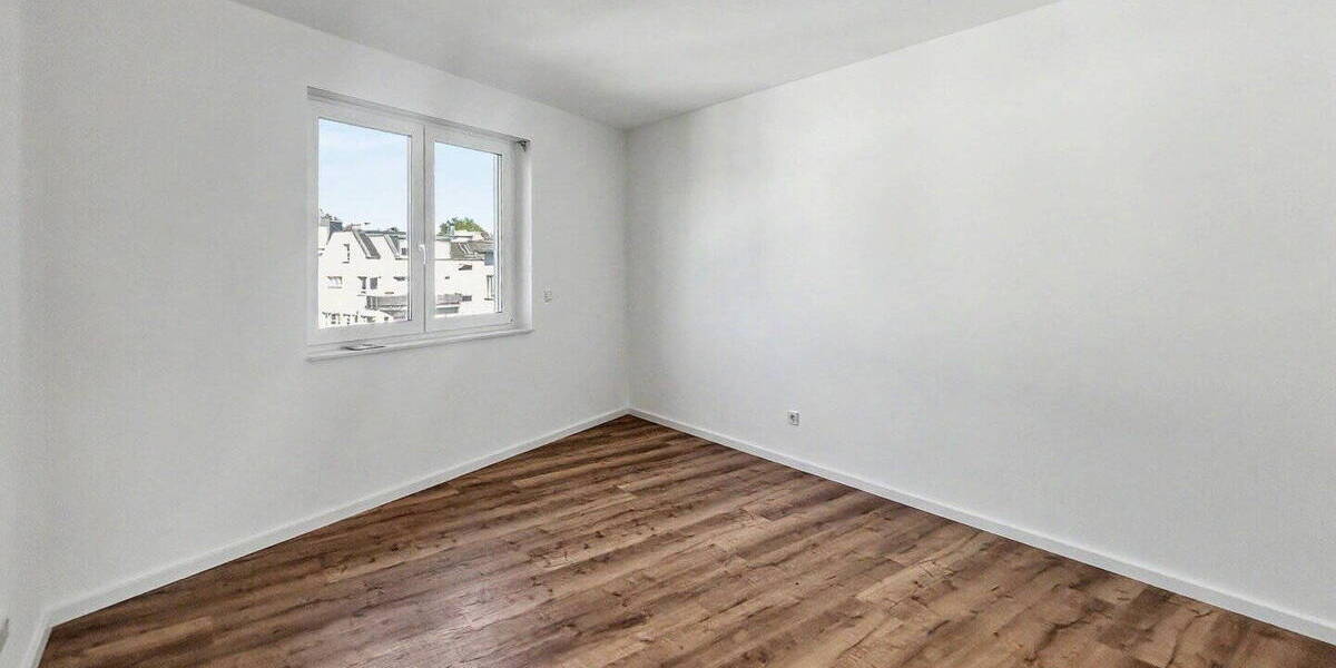 Etagenwohnung Köln Lövenich - 3 Zimmer, 70 m&sup2;, 1.400&euro; | Angebot:26648662