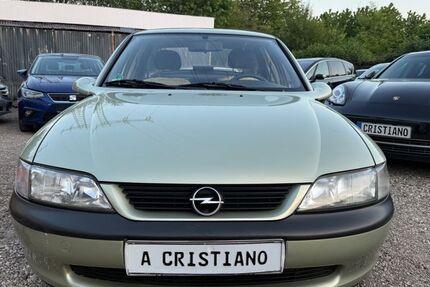 Opel Vectra 63.000 km 1.999 &euro; Köln 51107