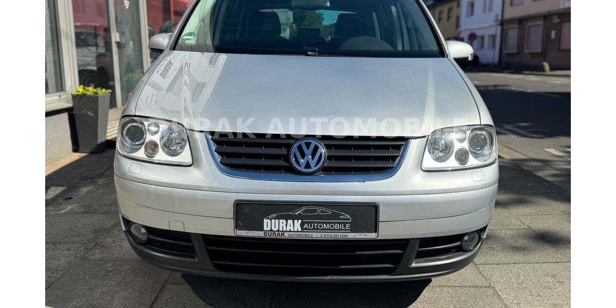 VW Touran 270.500 km 2.400 &euro; Siegburg 53721