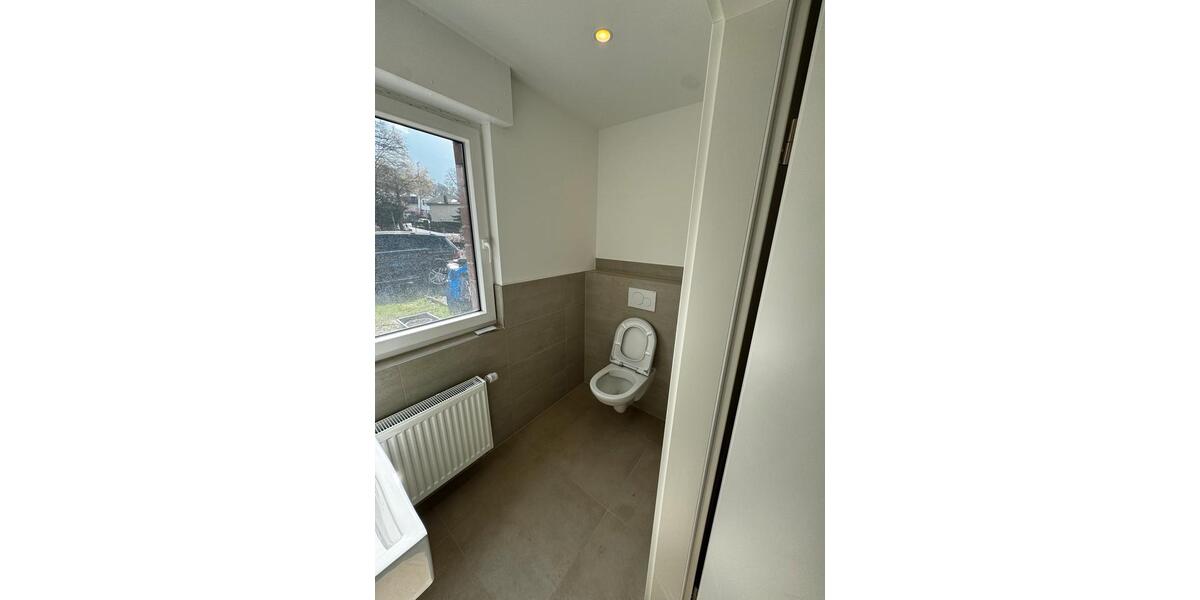 Reihenhaus Lohmar - 6 Zimmer, 170 m&sup2;, 2.550&euro; | Angebot:26345389