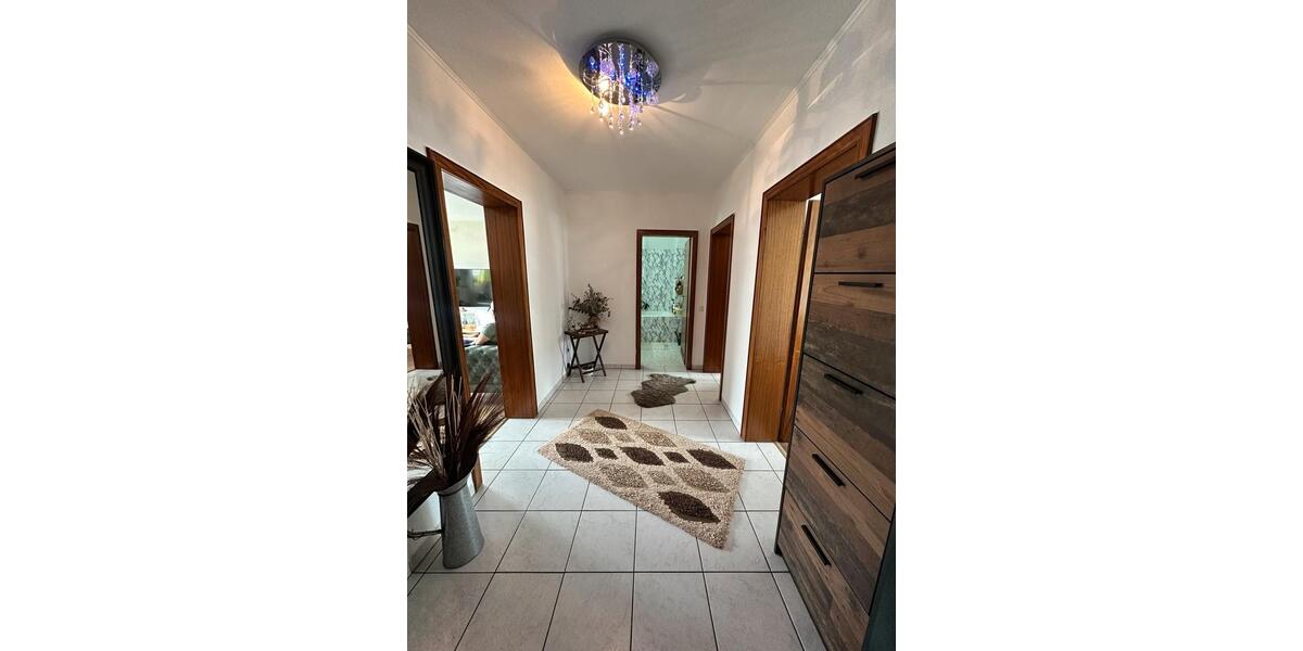 Etagenwohnung Köln Heimersdorf - 3 Zimmer, 74 m&sup2;, 1.240&euro; | Angebot:26039388