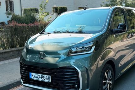 Toyota Proace (Verso) 5.347 km 39.999 &euro; Köln 50858
