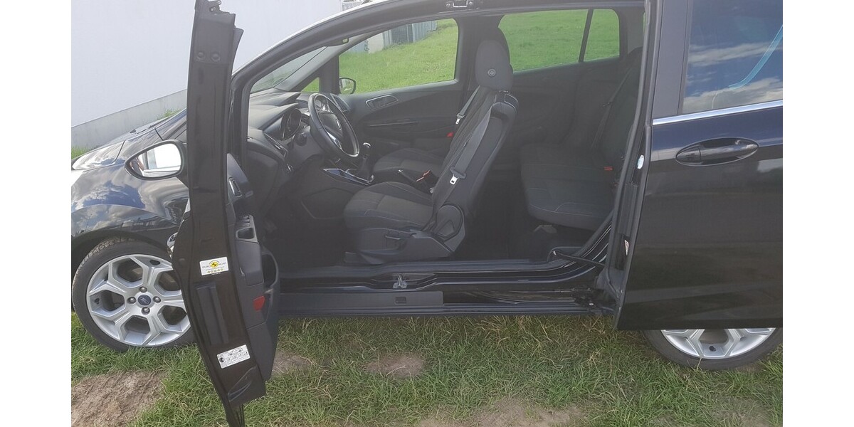 Ford B-Max 93.000 km 9.000 &euro; Kreuzau 52372