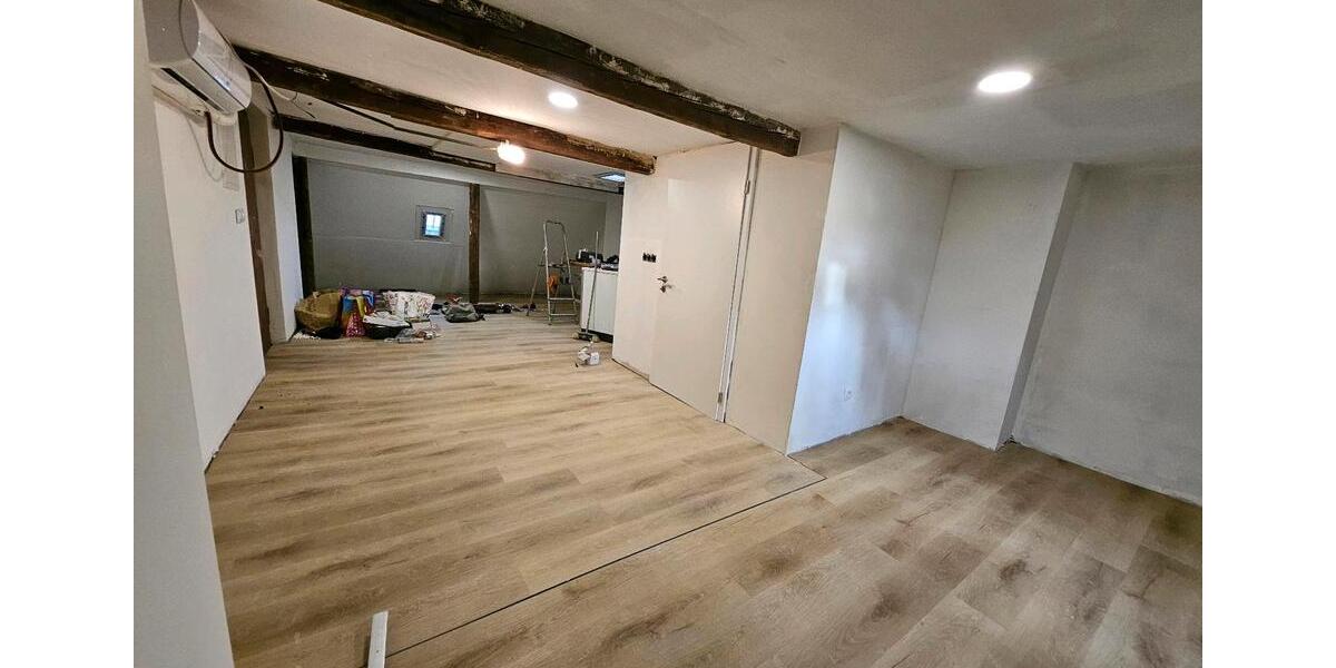 Dachgeschoßwohnung Meckenheim - 1.5 Zimmer, 50 m&sup2;, 550&euro; | Angebot:26042776