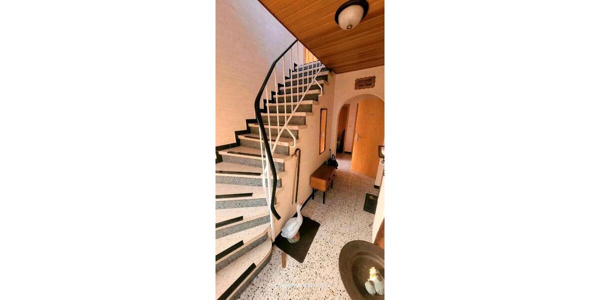 Mehrfamilienhaus, Wohnhaus Köln Kalk - 7 Zimmer, 250.000&euro; | Angebot:22611742