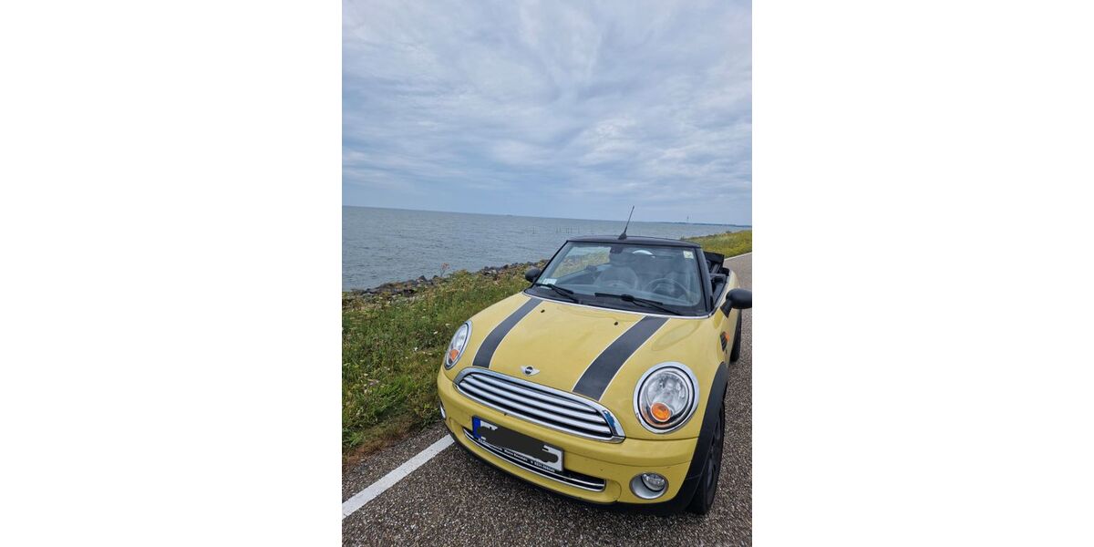 Mini One Cabrio 105.000 km 6.900 &euro; Köln 50670