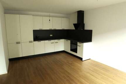 Wohnung Köln Kalk - 3 Zimmer, 77 m&sup2;, 1.468&euro; | Angebot:25887039