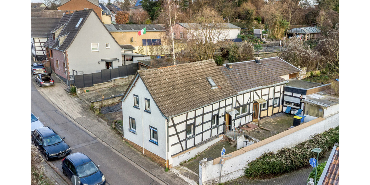 Mit 3D: Historisches Fachwerkhaus nahe der Horremer Innenstadt in ruhiger Lage mit Einliegerwohnung - Einfamilienhaus Kerpen Balkhausen | Angebot:24628619