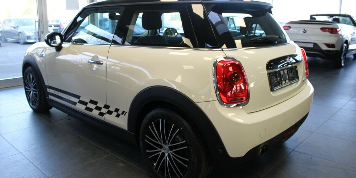 Mini Cooper Metropolitan 64.740 km 11.980 &euro; Euskirchen 53881