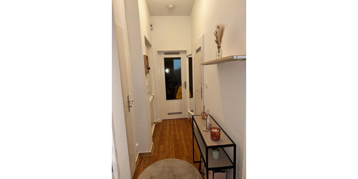 Etagenwohnung Köln Mülheim - 1 Zimmer, 37 m&sup2;, 652&euro; | Angebot:26001682