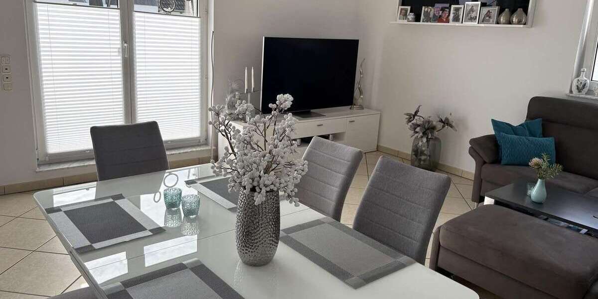 Etagenwohnung Hürth Alt-Hürth - 4 Zimmer, 118 m&sup2;, 1.450&euro; | Angebot:27363887
