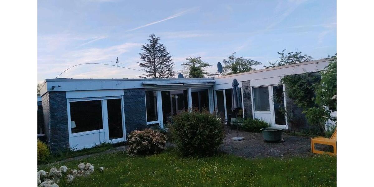Bungalow Bonn Bad Godesberg - 9 Zimmer, 210 m&sup2;, 3.500&euro; | Angebot:26682763