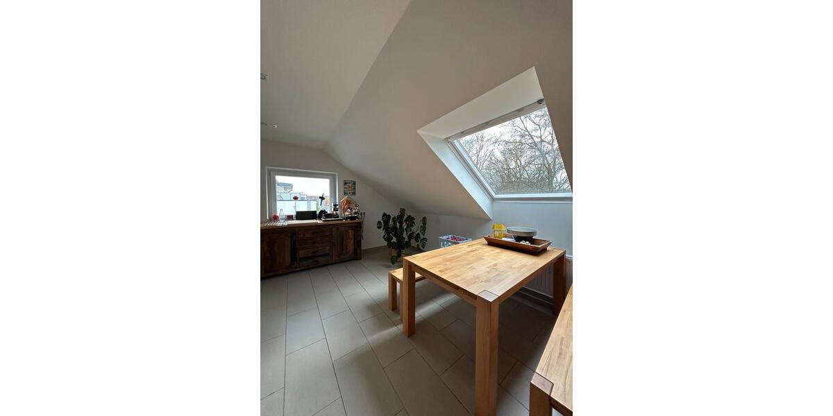 Maisonettenwohnung Siegburg - 3 Zimmer, 132 m&sup2;, 2.050&euro; | Angebot:25981158