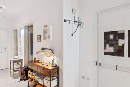 Wohnung Köln Lindenthal - 2 Zimmer, 83 m&sup2;, 1.250&euro; | Angebot:26070788