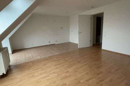 Wohnung Köln Kalk - 3 Zimmer, 72 m&sup2;, 1.039&euro; | Angebot:26102505