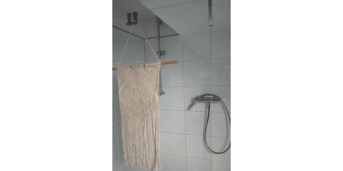 Dachgeschoßwohnung Erftstadt - 2 Zimmer, 80 m&sup2;, 1.180&euro; | Angebot:26684543