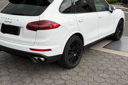 Porsche Cayenne 175.000 km 35.900 &euro; Hürth 50354