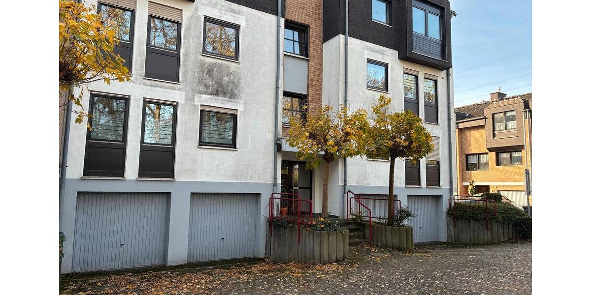 Etagenwohnung Sankt Augustin - 2 Zimmer, 94 m&sup2;, 899&euro; | Angebot:25366774