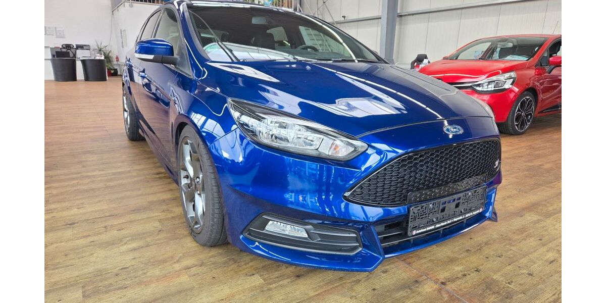 Ford Focus 80.174 km 14.950 &euro; Sankt Augustin 53757