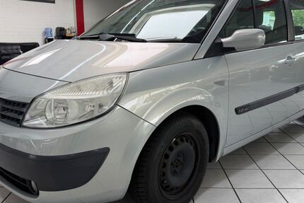 Renault Scenic 129.000 km 1.990 &euro; Leverkusen 51371
