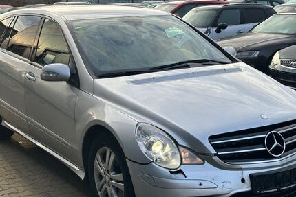 Mercedes-Benz R 320 260.900 km 5.950 &euro; Bornheim 53332