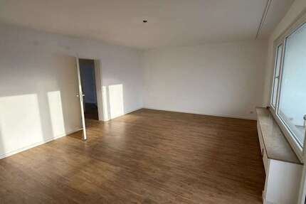 Wohnung Köln Rodenkirchen - 4 Zimmer, 101 m&sup2;, 1.099&euro; | Angebot:27507658