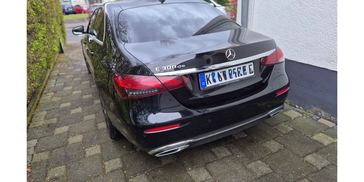 Mercedes-Benz E 300 239.000 km 24.599 &euro; Köln 50933