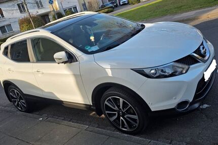 Nissan Qashqai 68.084 km 13.400 &euro; Troisdorf 53840