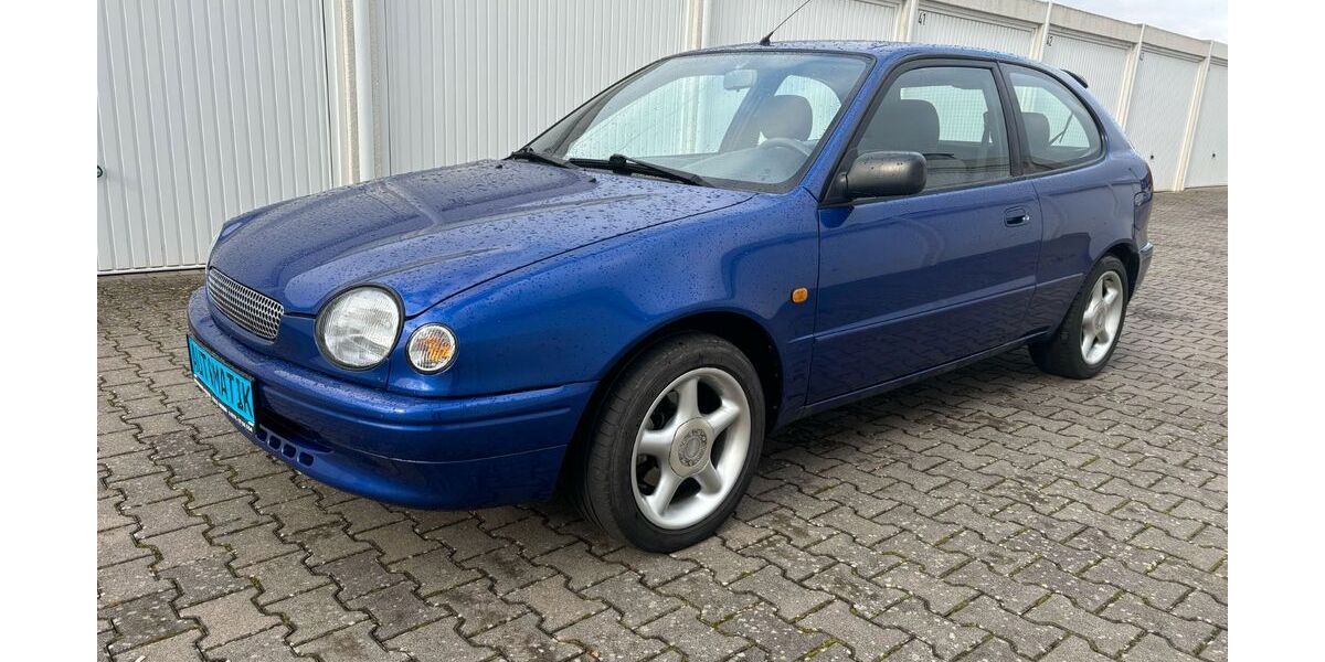 Toyota Corolla 182.000 km 3.500 &euro; Bornheim 53332