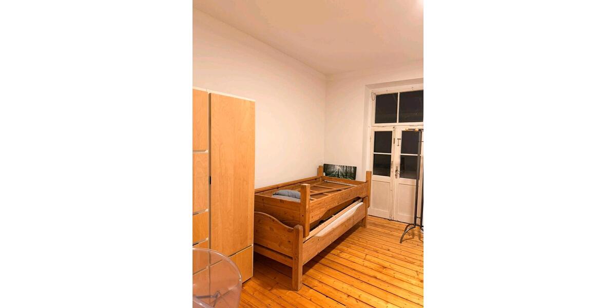 Etagenwohnung Bonn Poppelsdorf - 1 Zimmer, 20 m&sup2;, 658&euro; | Angebot:26045475