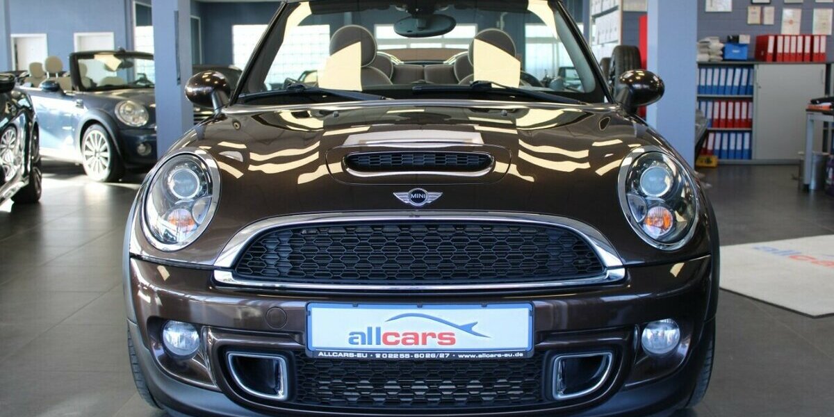Mini Cooper SD Cabrio 116.426 km 11.980 &euro; Euskirchen 53881