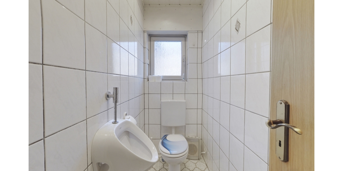 Charmantes Einfamilienhaus mit Potenzial und großzügiger Grundstücksfläche in Gymnich - Einfamilienhaus Erftstadt | Angebot:24509866