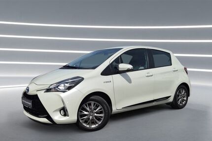 Toyota Yaris 42.122 km 14.990 &euro; Rheinbach 53359